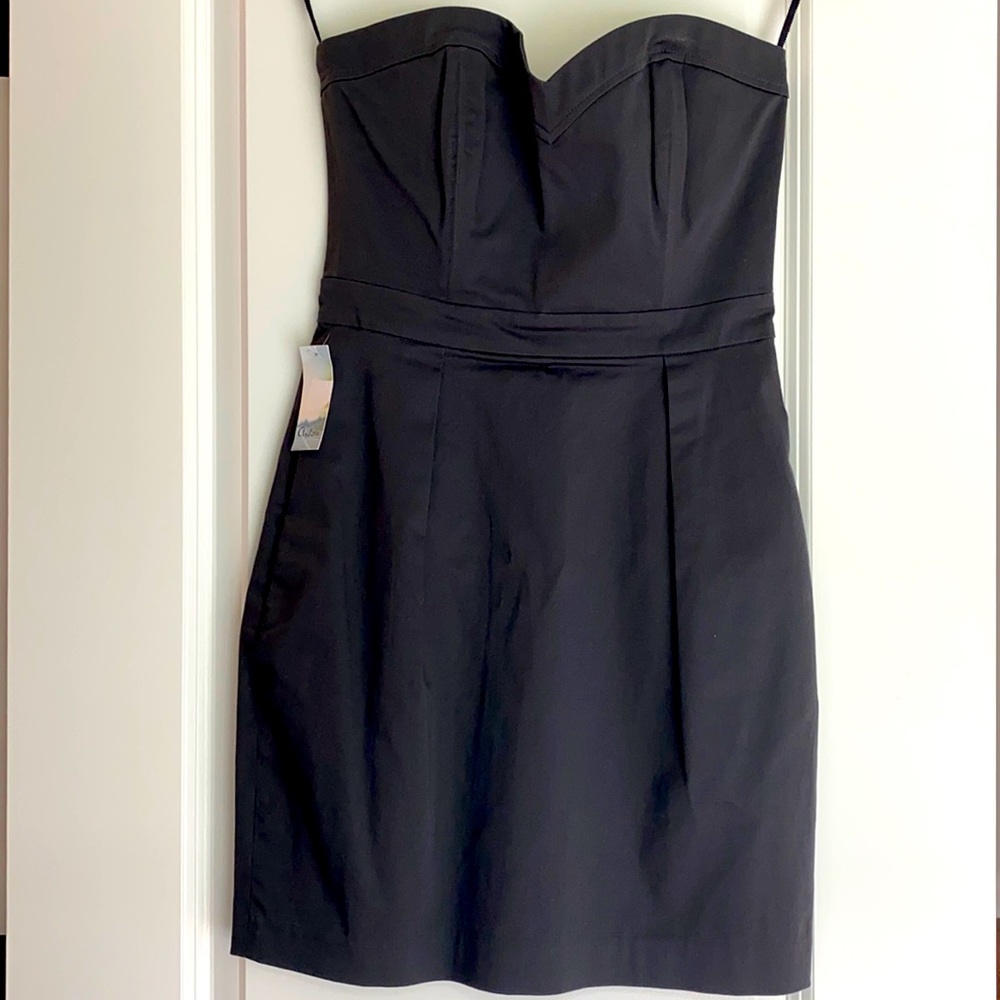 Grey strapless dress